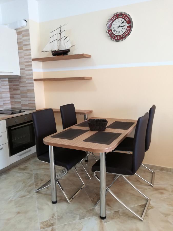 Apartment Sea Space 2 Dobra Voda Eksteriør bilde